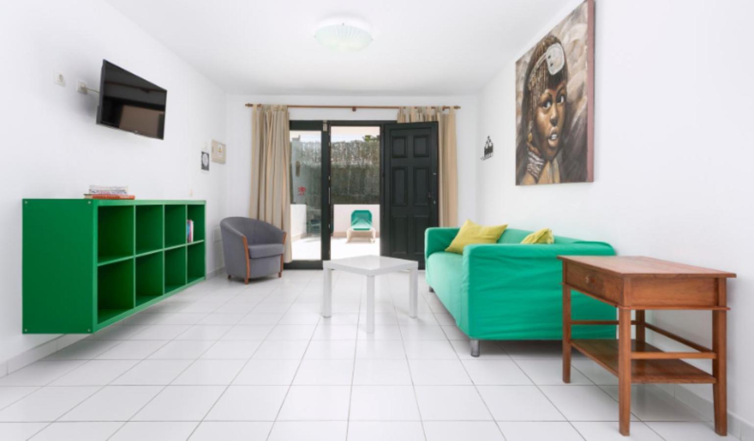 One-Bedroom Apartment Garden View